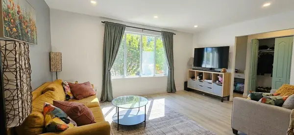 1320 Odessa CRES, Oakville, ON L6H 1R8