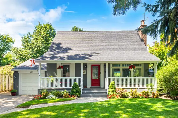 457 Selsey DR, Mississauga, ON L5A 1B7