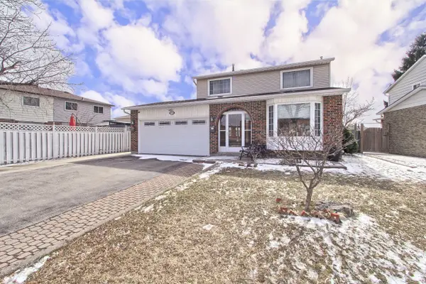 243 Centre ST N, Brampton, ON L6V 2R3