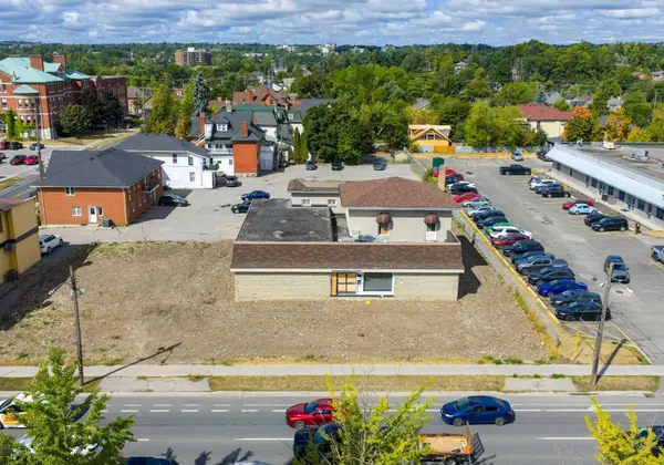 539 George ST, Peterborough, ON K9H 3S1