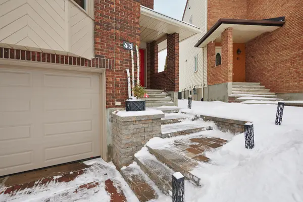 43 Waterview CT, Billings Bridge - Riverside Park And Area, ON K1V 0H5