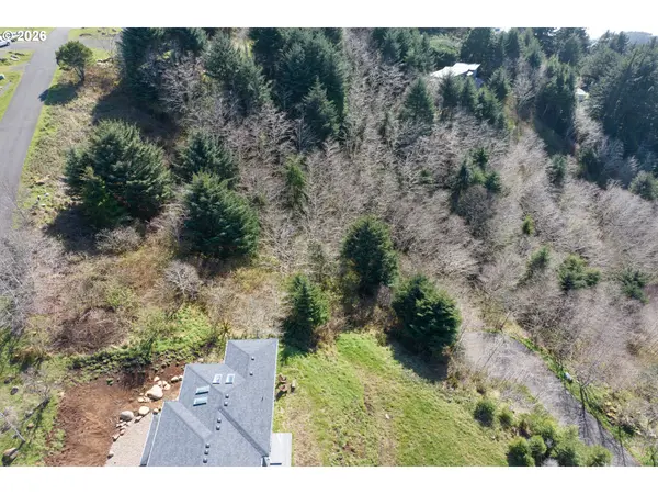 Horizon Hill #24, Yachats, OR 97498