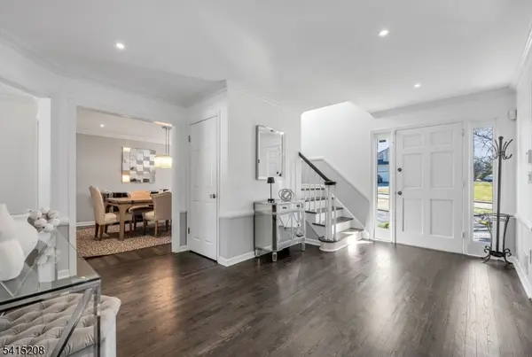 1 Morningside Dr, Livingston Twp., NJ 07039