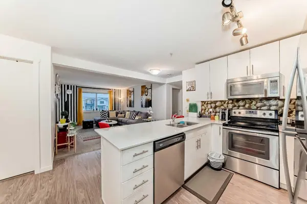 181 Skyview Ranch MNR NE #3302, Calgary, AB T3N 0V2