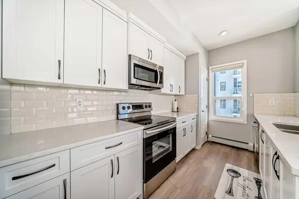 4250 Seton DR SE #209, Calgary, AB T3M 3B7