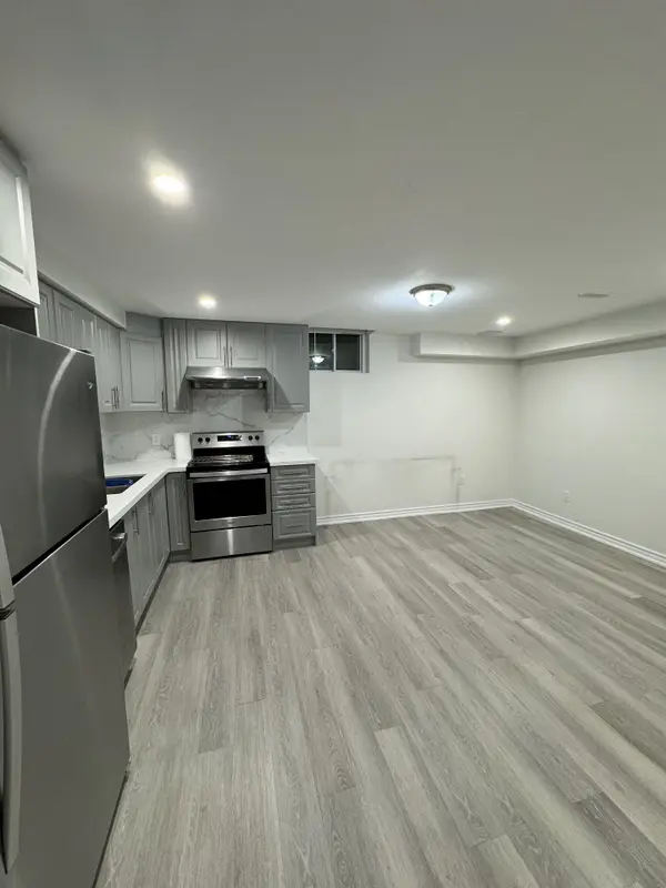 40 Crombie ST, Clarington, ON L1C 0W2