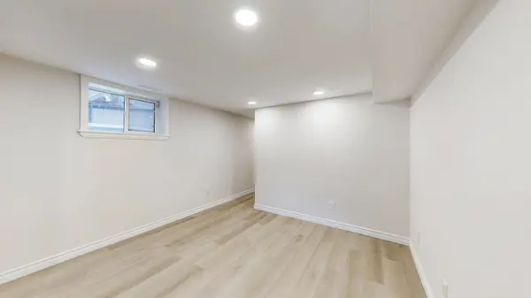 274 Boon AVE, Toronto W03, ON M6E 3Z9