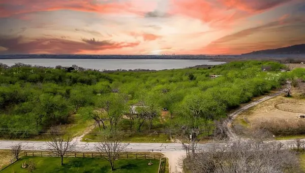 2301 Moseley Road, Cross Roads, TX 76227