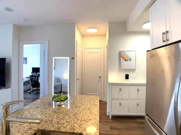 18 Graydon Hall DR #1508, Toronto C13, ON M3A 0A4