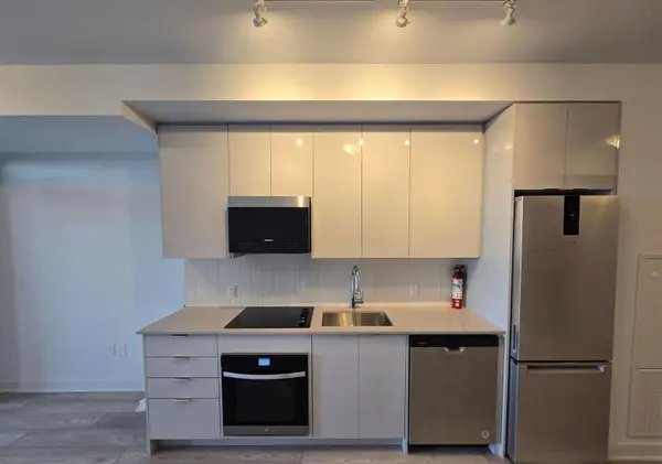 2920 Highway 7 N/A #1813, Vaughan, ON L4K 0P4