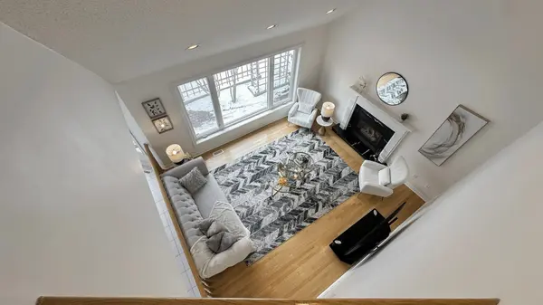 73 Reansbury CRES, Markham, ON L6C 1Y3