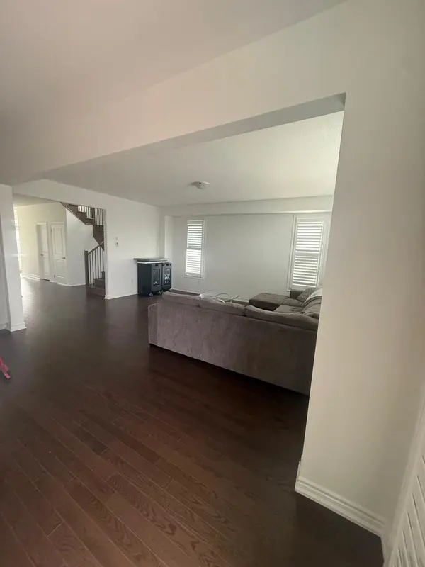 51 West Oak TRL, Barrie, ON L9J 0K9