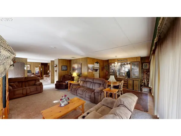 98171 TUTTLE LN, Brookings, OR 97415