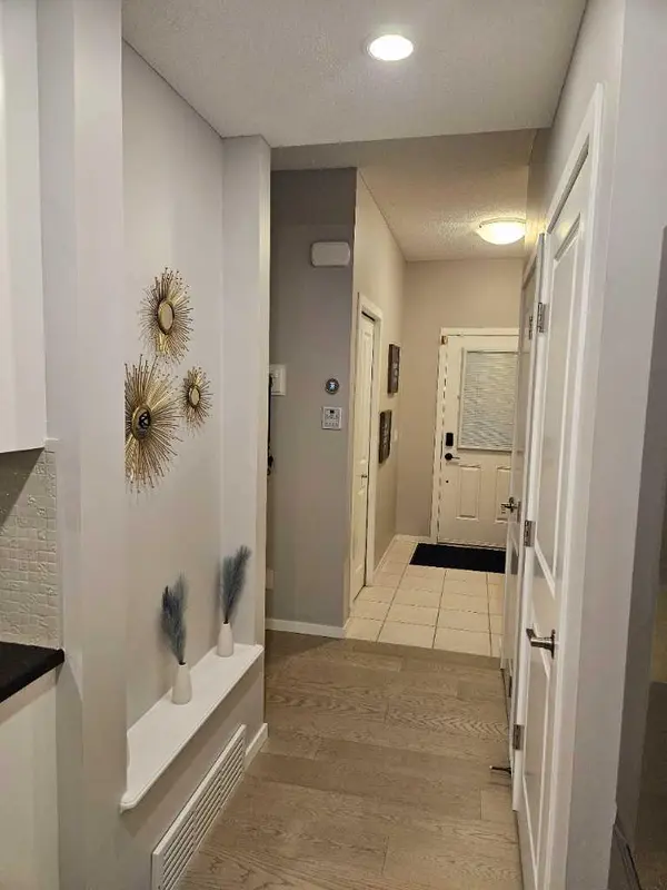 26 Chaparral Valley Common SE, Calgary, AB T2X 0T4