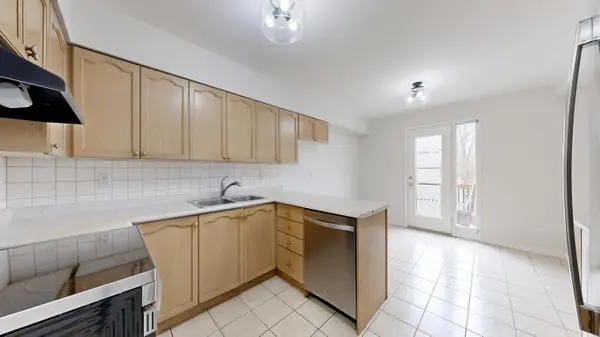 68 Osler ST, Toronto W02, ON M6P 4A2