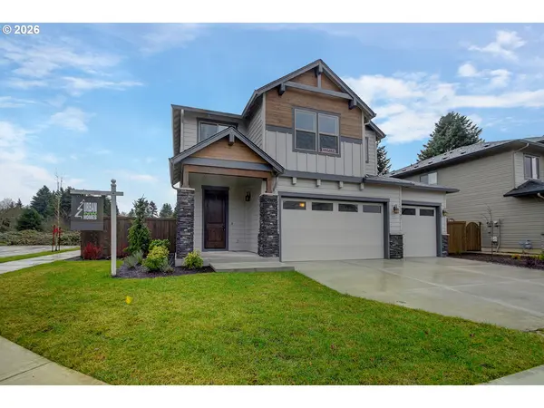 267 W BEACON HILL DR, Longview, WA 98632