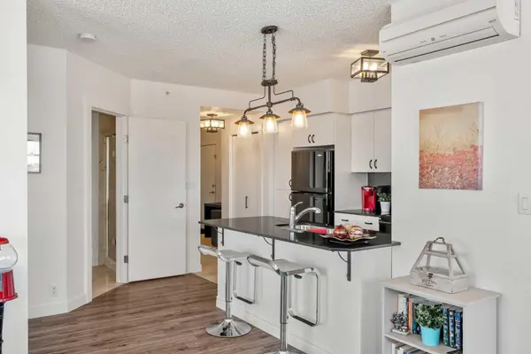 8710 Horton RD SW #619, Calgary, AB T2V 0P7