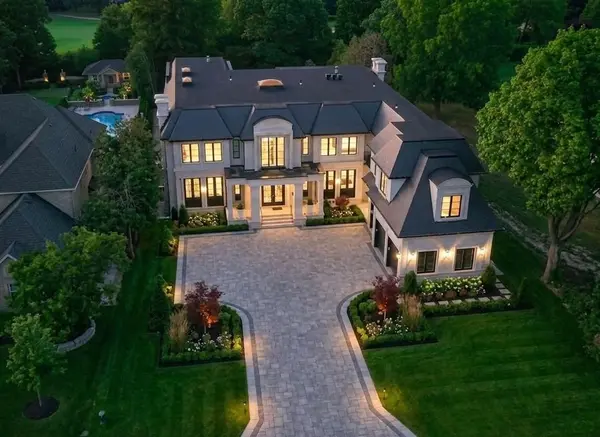 41 Thornbank RD, Vaughan, ON L4J 2A1