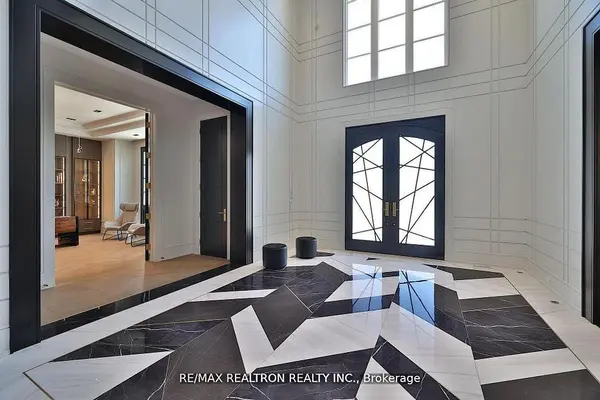 41 Thornbank RD, Vaughan, ON L4J 2A1