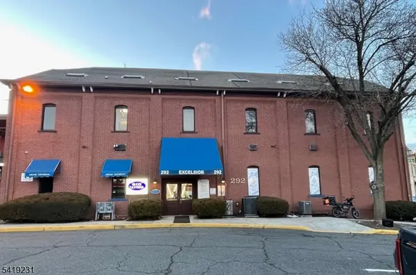 292 Bloomfield Ave, Montclair Twp., NJ 07042