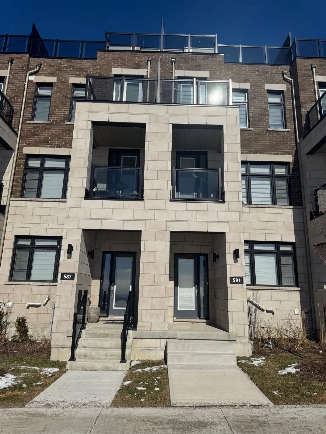 591 Port Darlington RD, Clarington, ON L1C 7G1