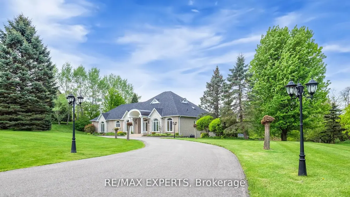 6 Overlook RDG, Caledon, ON L7E 0C1