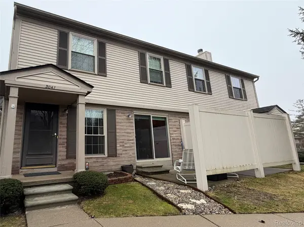 3041 High Pointe Ridge RD, Orion Charter Township, MI 48359