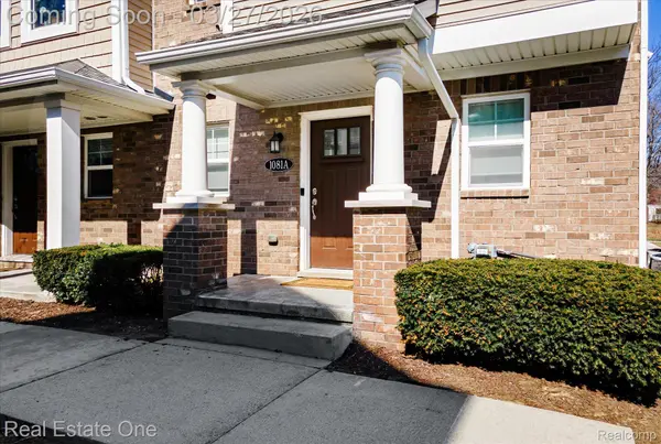 1081 N Sherman DR, Royal Oak Charter Township, MI 48067