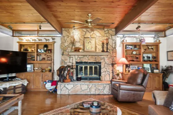 2710 Advance Road, Weatherford, TX 76088