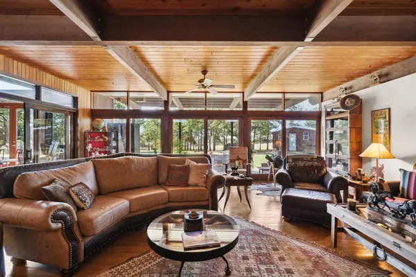 2710 Advance Road, Weatherford, TX 76088