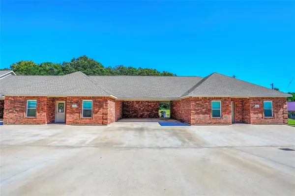 455 Neals Hill Road, Oak Ridge, TX 76240