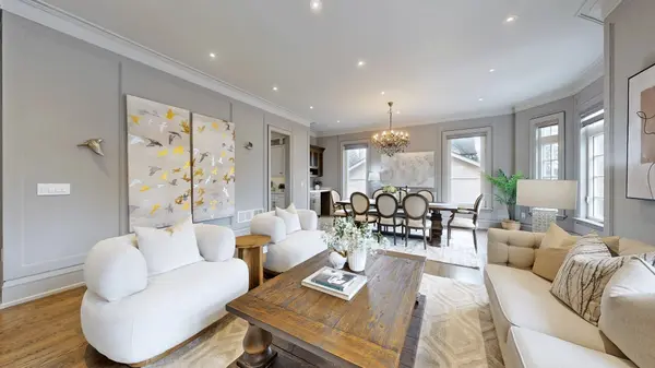 11 Tremont CRES, Toronto C13, ON M3B 2R9