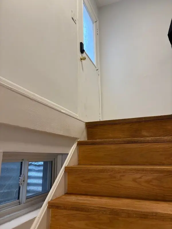 2 Guildwood DR #Bsmt, Richmond Hill, ON L4C 8G9