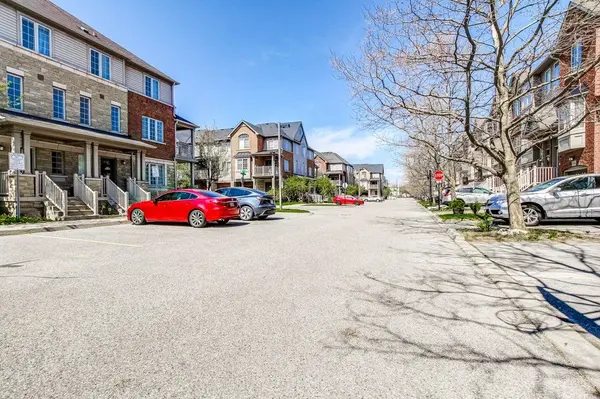 4262 Ingram Common, Burlington, ON L7L 0C4