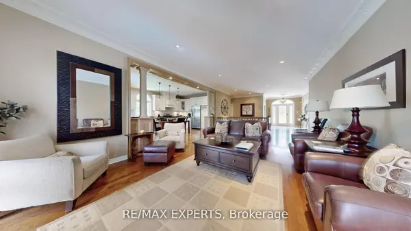 6 Overlook RDG, Caledon, ON L7E 0C1