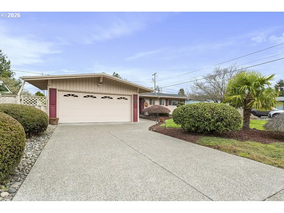 13601 NE SACRAMENTO ST, Portland, OR 97230