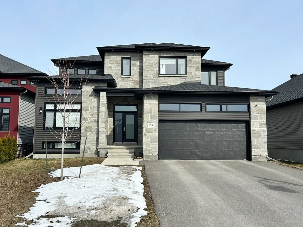 1082 Docteur Corbeil BLVD, Clarence-rockland, ON K4K 0E9