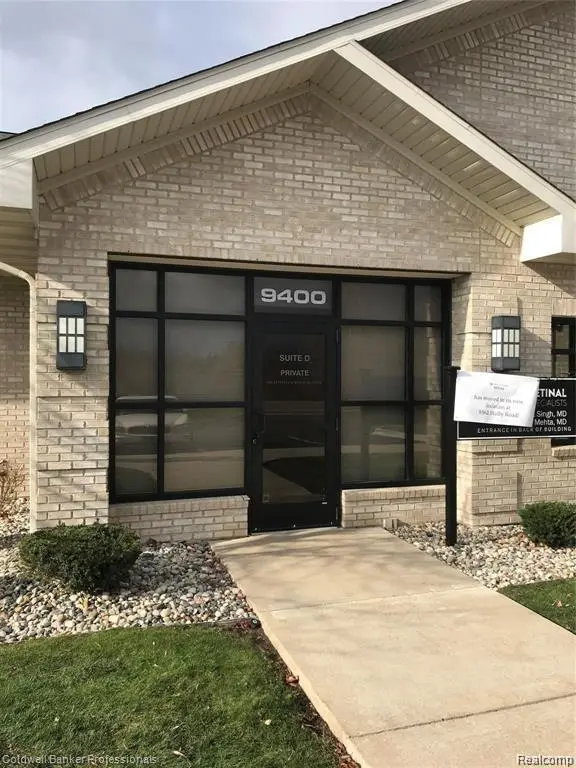 9400 S SAGINAW RD #4, Grand Blanc, MI 48439