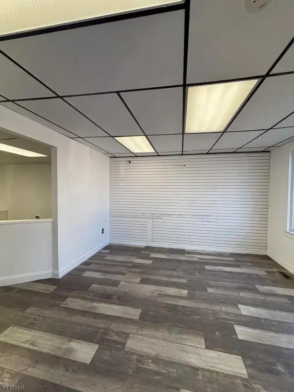 35 N Main St, Wharton Boro, NJ 07885