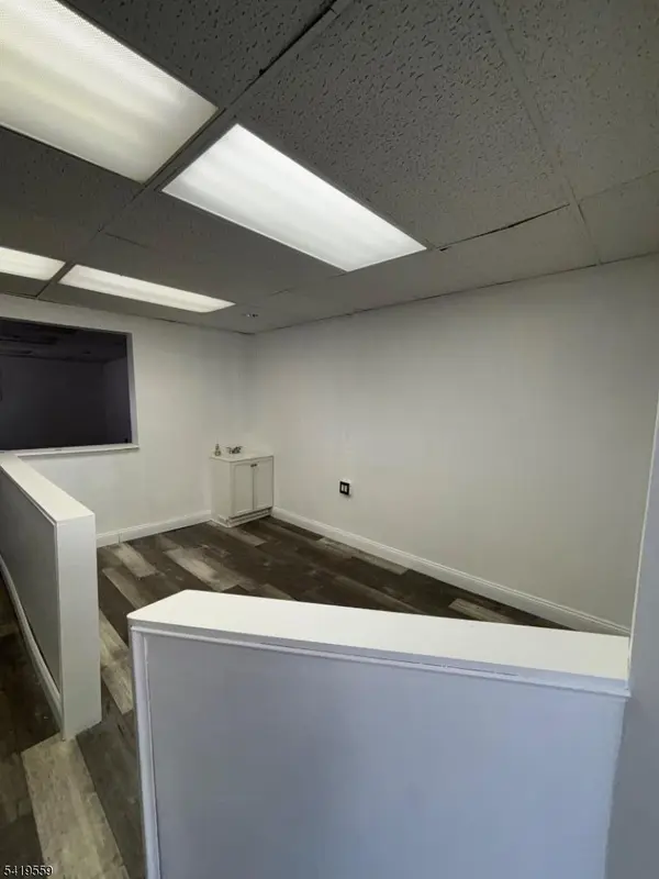 35 N Main St, Wharton Boro, NJ 07885