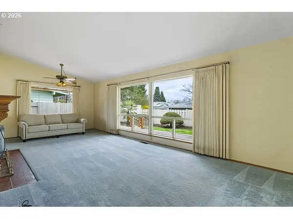 13601 NE SACRAMENTO ST, Portland, OR 97230