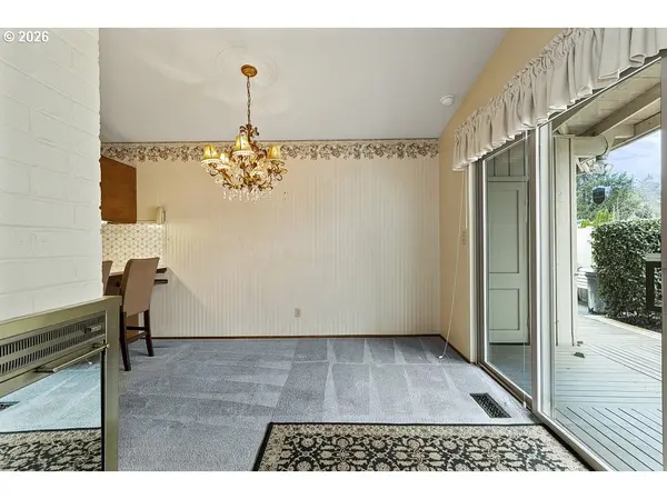 13601 NE SACRAMENTO ST, Portland, OR 97230