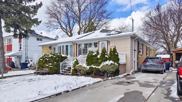 70 Painted Post DR, Toronto E09, ON M1H 1T2