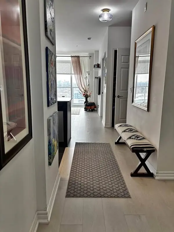 15 James Finlay WAY #1107, Toronto W05, ON M3M 0B3