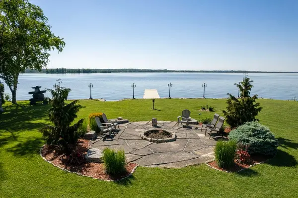 1484 Hawkswood DR, Selwyn, ON K0L 1T0