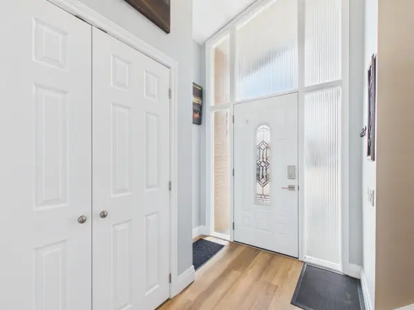 664 Pine Grove DR, Saugeen Shores, ON N0H 2C3