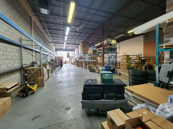 5100 South Service RD #37/38, Burlington, ON L7L 6A5