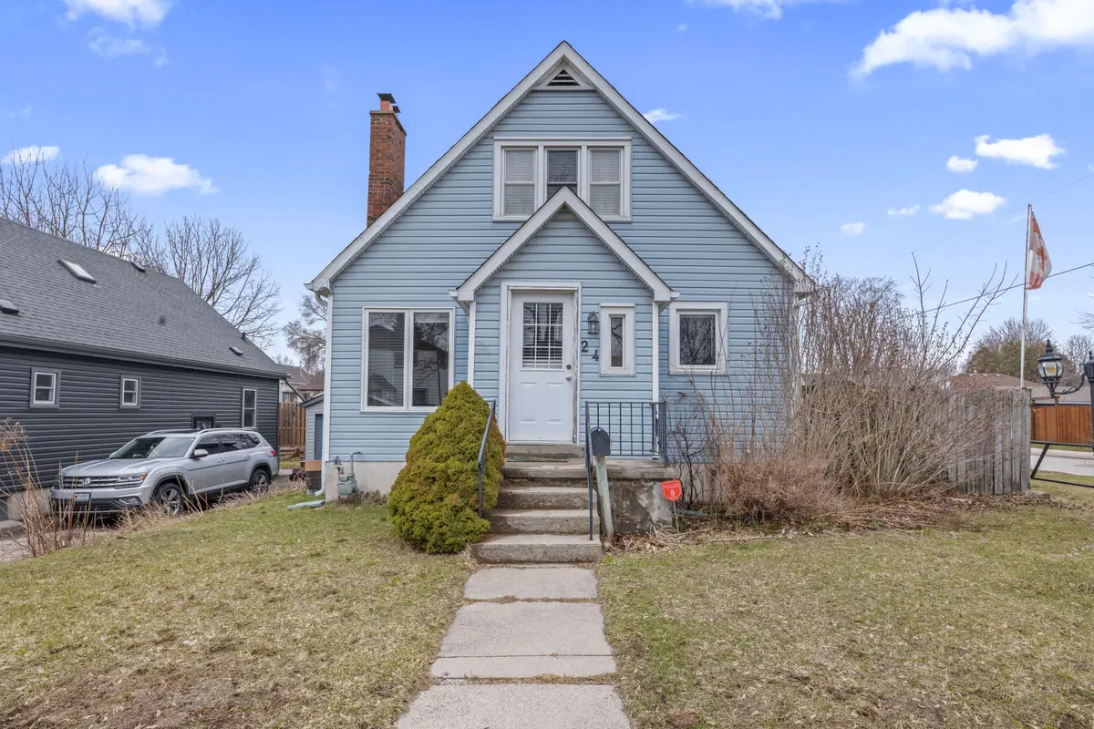 24 Terrence ST, London East, ON N5Z 1C1