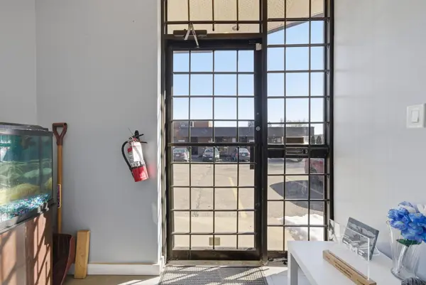 1730 Mcpherson CT ##4, Pickering, ON L1W 3E6