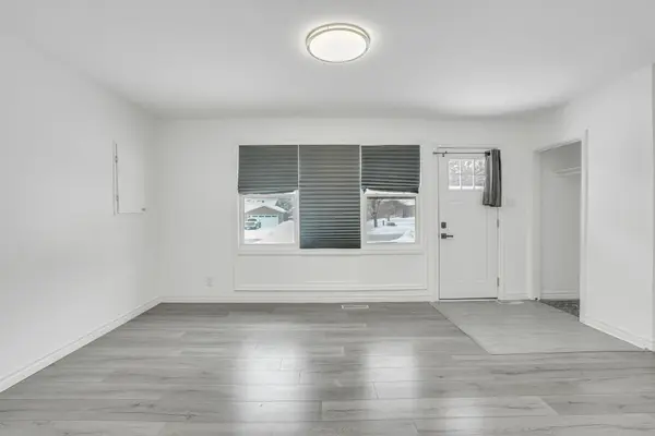 212 Little AVE, Barrie, ON L4N 6L1